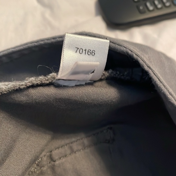 Ann Taylor Loft - size 2 - gray skirt- EUC - Picture 10 of 12